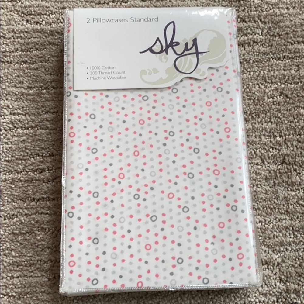 Sky pillow cases never used